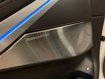 BMW X5 45e DRIVING PRO LASER 22  BOWERS&WILKINS HUD