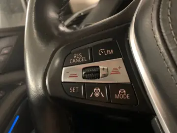 BMW X5 45e DRIVING PRO LASER 22  BOWERS&WILKINS HUD