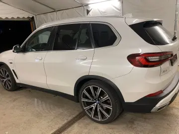 BMW X5 45e DRIVING PRO LASER 22  BOWERS&WILKINS HUD