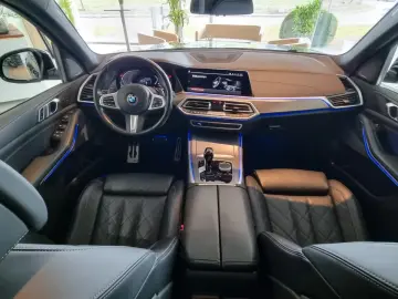 BMW X5 xDrive 30 d M Sport LED PANO H&K 22