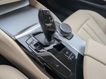 BMW 520d Limousine DAB Alarm Parkassistent Shz