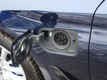 BMW 545 e xDrive M Sport - VOLL  TOP ZUSTAND