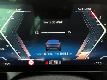 BMW 520d M Sport Carbon Fahrassist AHK HUD Pano Wide