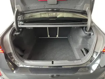 BMW 520d M Sport Carbon Fahrassist AHK HUD Pano Wide