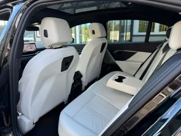 BMW 530 e xDrive M Sport Pro Pano 360 Kamera 20 Zoll