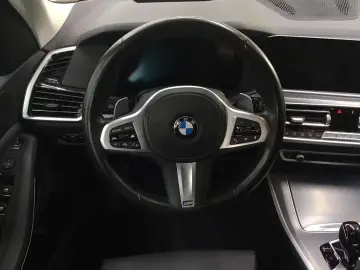 BMW X5 xDrive30d LiveCockpit