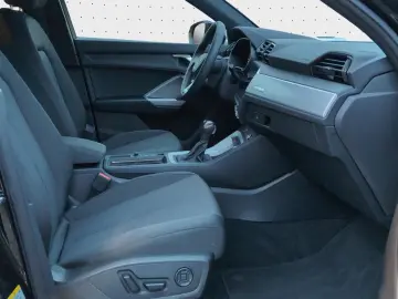 AUDI Q3 35 TFSI S line S tro Pano LED Virtual Navi  K