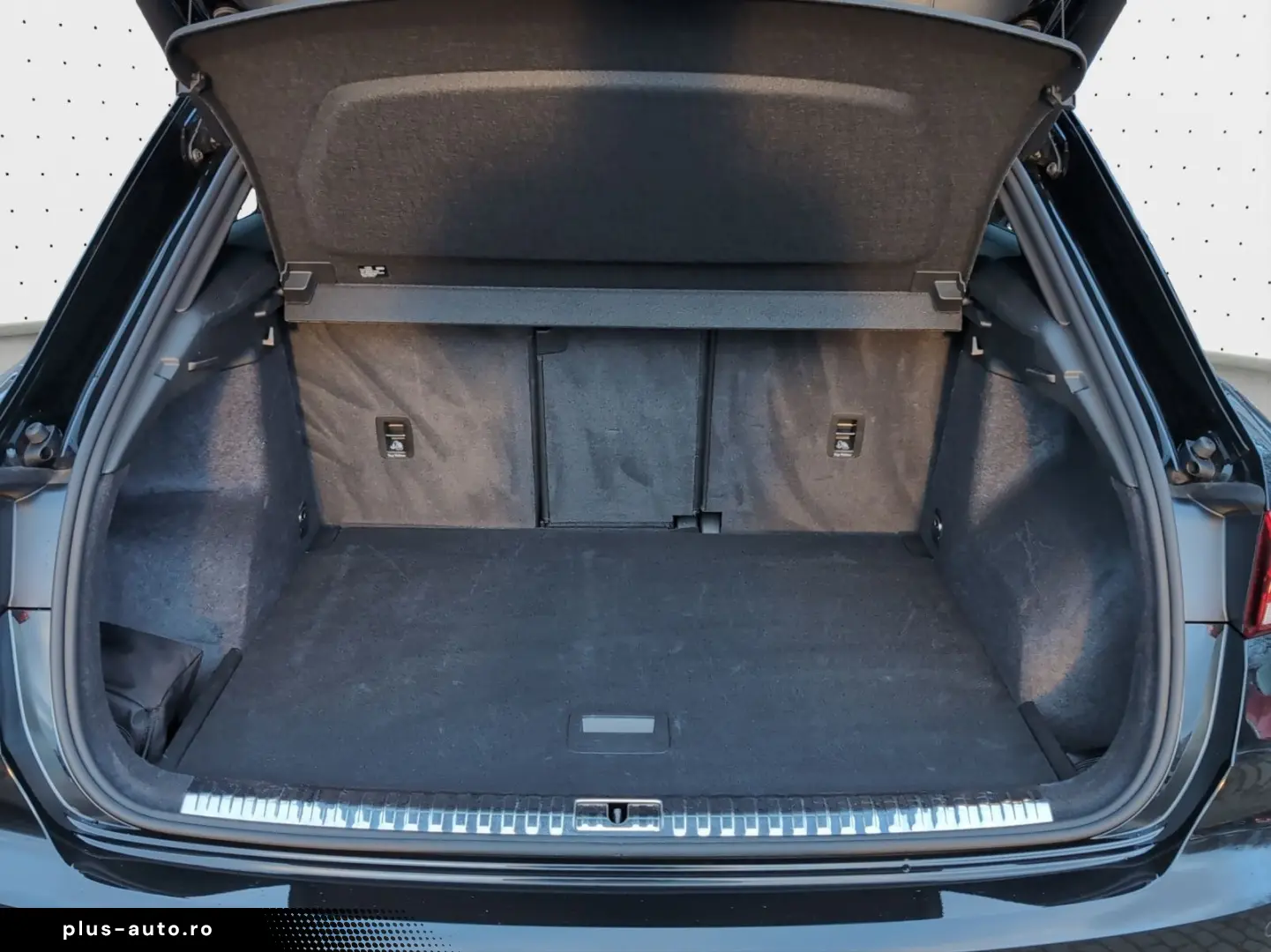 AUDI Q3 35 TFSI S line S tro Pano LED Virtual Navi  K