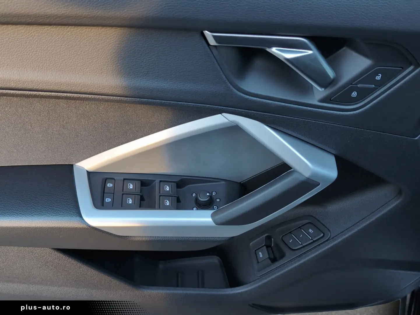 AUDI Q3 35 TFSI S line S tro Pano LED Virtual Navi  K