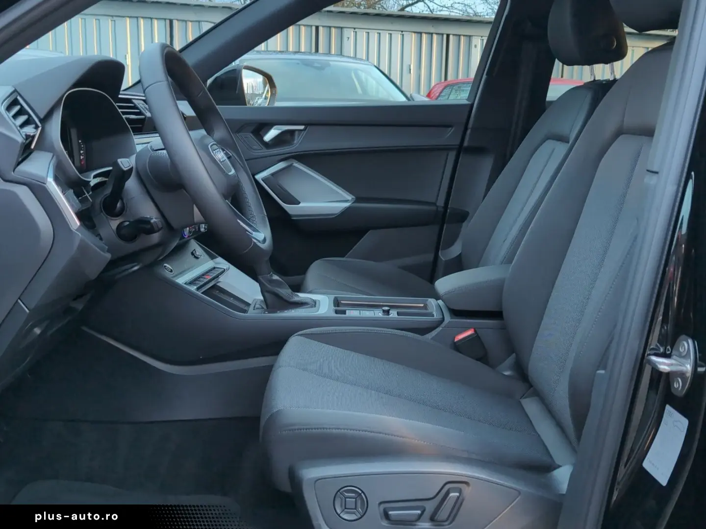 AUDI Q3 35 TFSI S line S tro Pano LED Virtual Navi  K