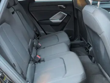 AUDI Q3 35 TFSI S line S tro Pano LED Virtual Navi  K