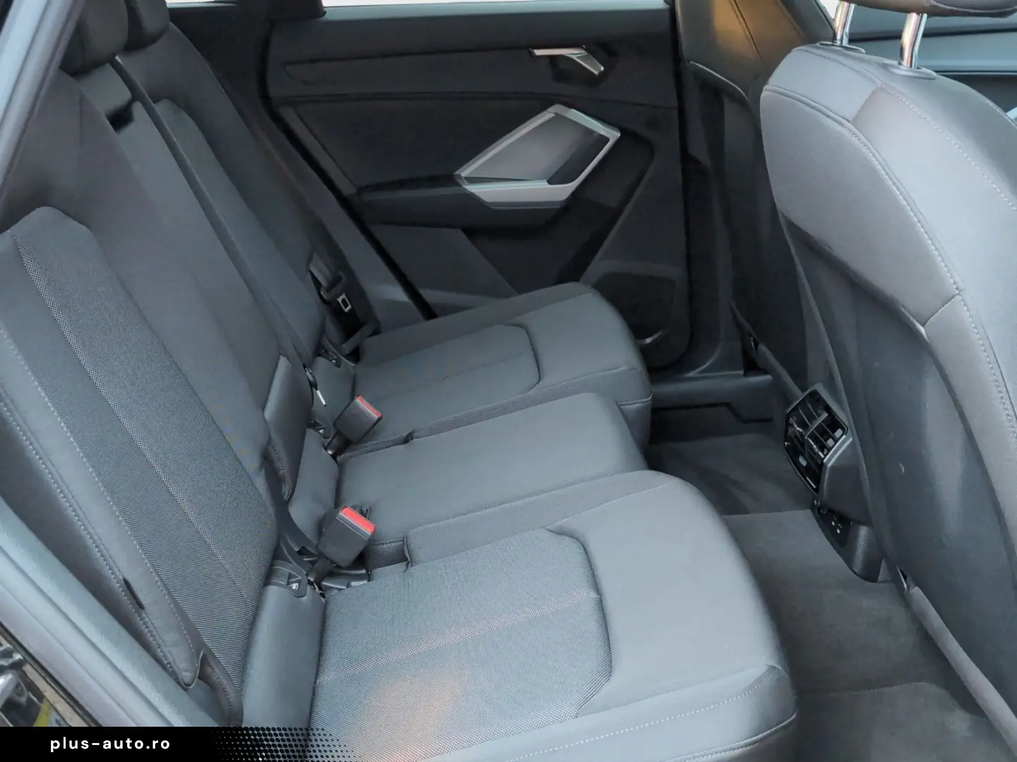 AUDI Q3 35 TFSI S line S tro Pano LED Virtual Navi  K