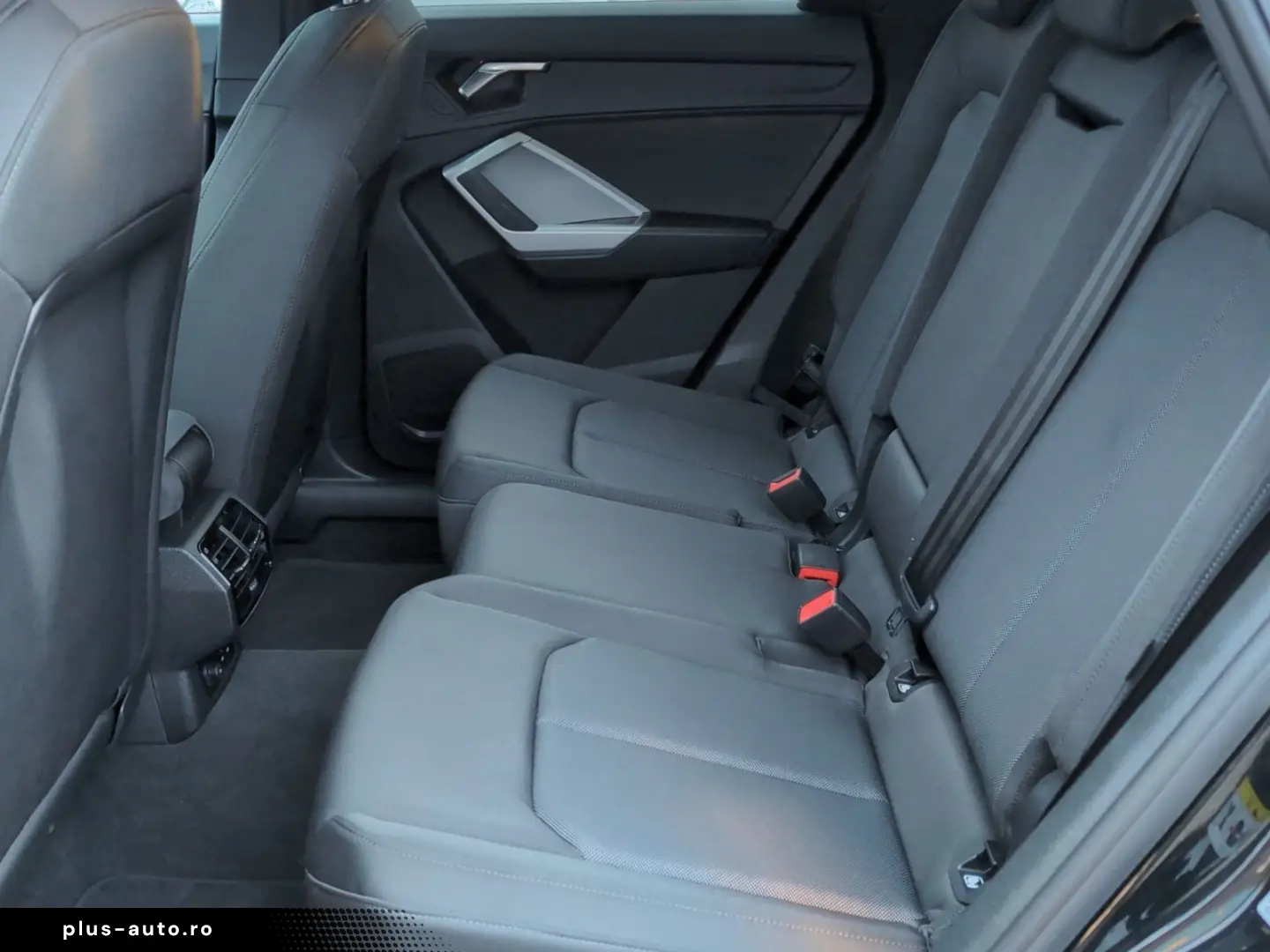 AUDI Q3 35 TFSI S line S tro Pano LED Virtual Navi  K