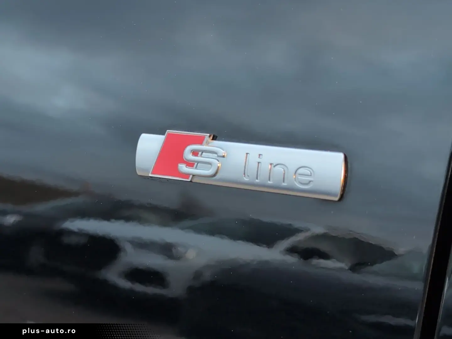 AUDI Q3 35 TFSI S line S tro Pano LED Virtual Navi  K