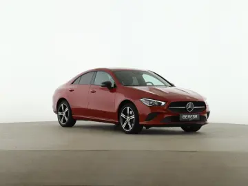 MERCEDES-BENZ CLA 250 e Night Progressive Distronic LED Kam
