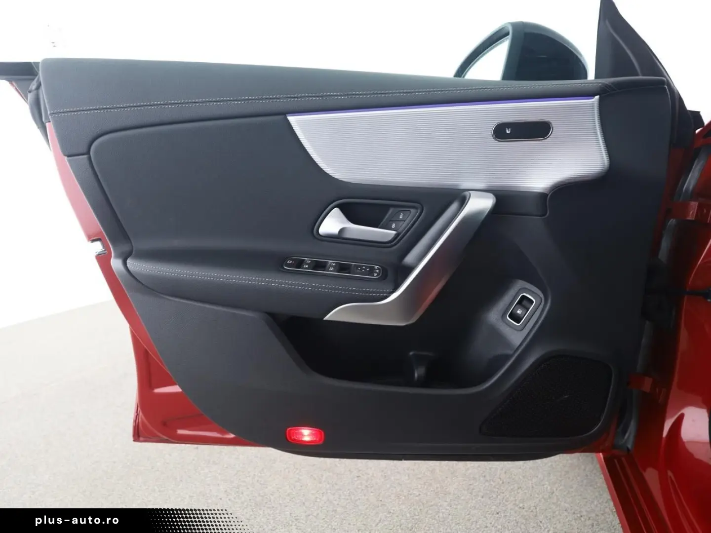 MERCEDES-BENZ CLA 250 e Night Progressive Distronic LED Kam