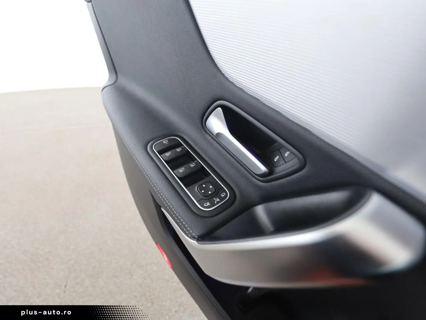 MERCEDES-BENZ CLA 250 e Night Progressive Distronic LED Kam