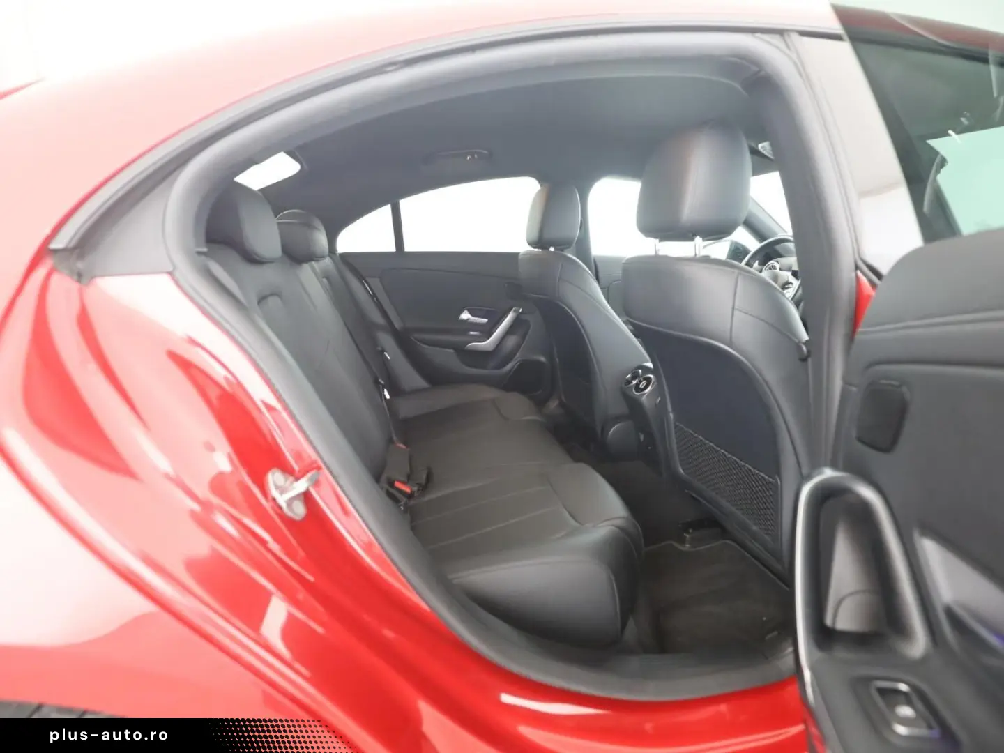 MERCEDES-BENZ CLA 250 e Night Progressive Distronic LED Kam