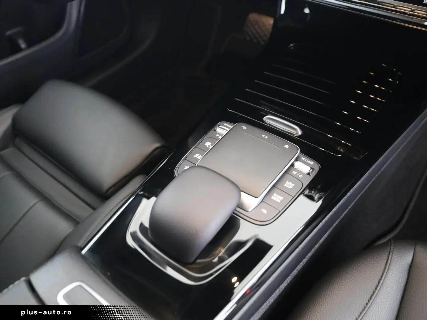 MERCEDES-BENZ CLA 250 e Night Progressive Distronic LED Kam