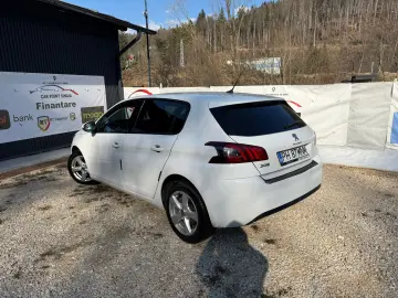 🚘 Peugeot 308 1.5D 100CP 2019 Inmatriculat RO