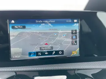 MERCEDES-BENZ CLA 180 d Coupé Progressive Ambi LED Kam Nav