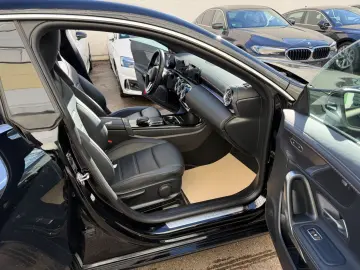 MERCEDES-BENZ CLA250e Progressive 360 K Leder Ambient