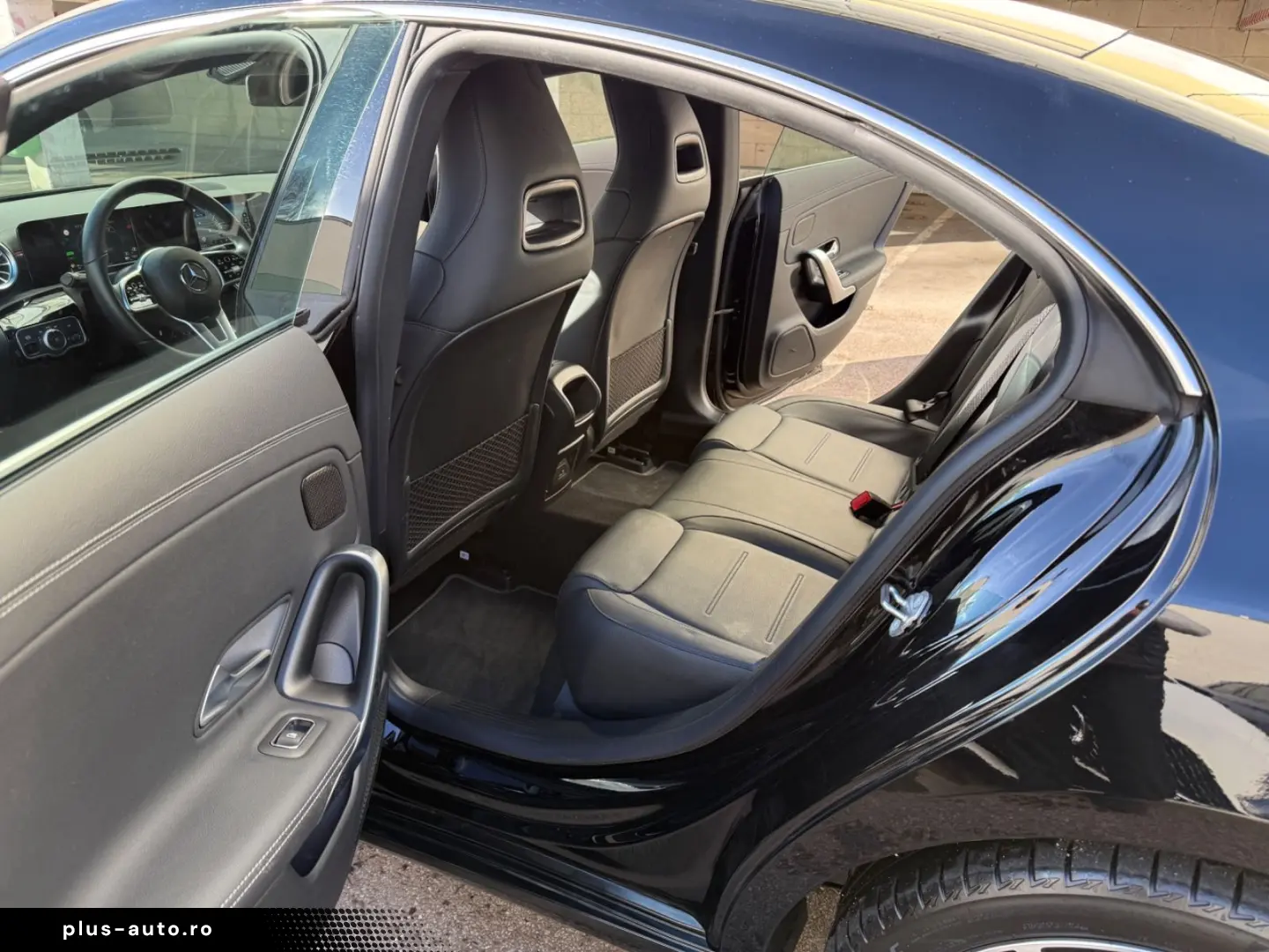 MERCEDES-BENZ CLA250e Progressive 360 K Leder Ambient