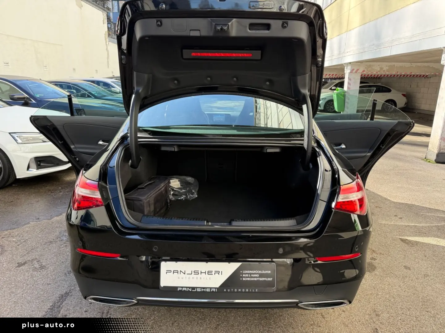 MERCEDES-BENZ CLA250e Progressive 360 K Leder Ambient