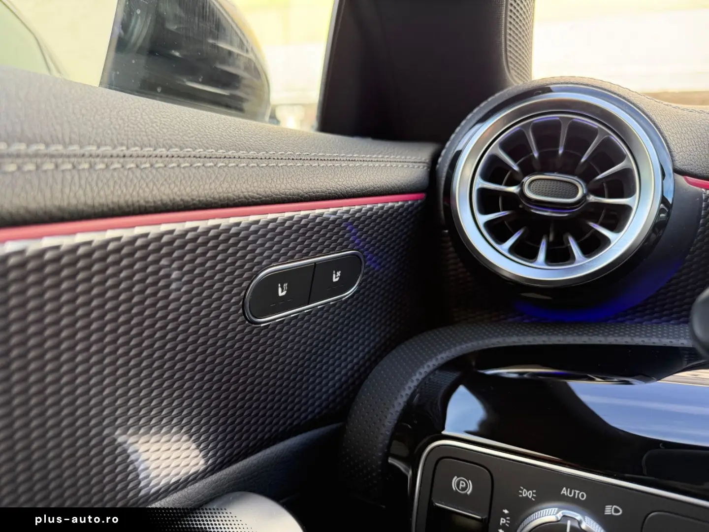 MERCEDES-BENZ CLA250e Progressive 360 K Leder Ambient