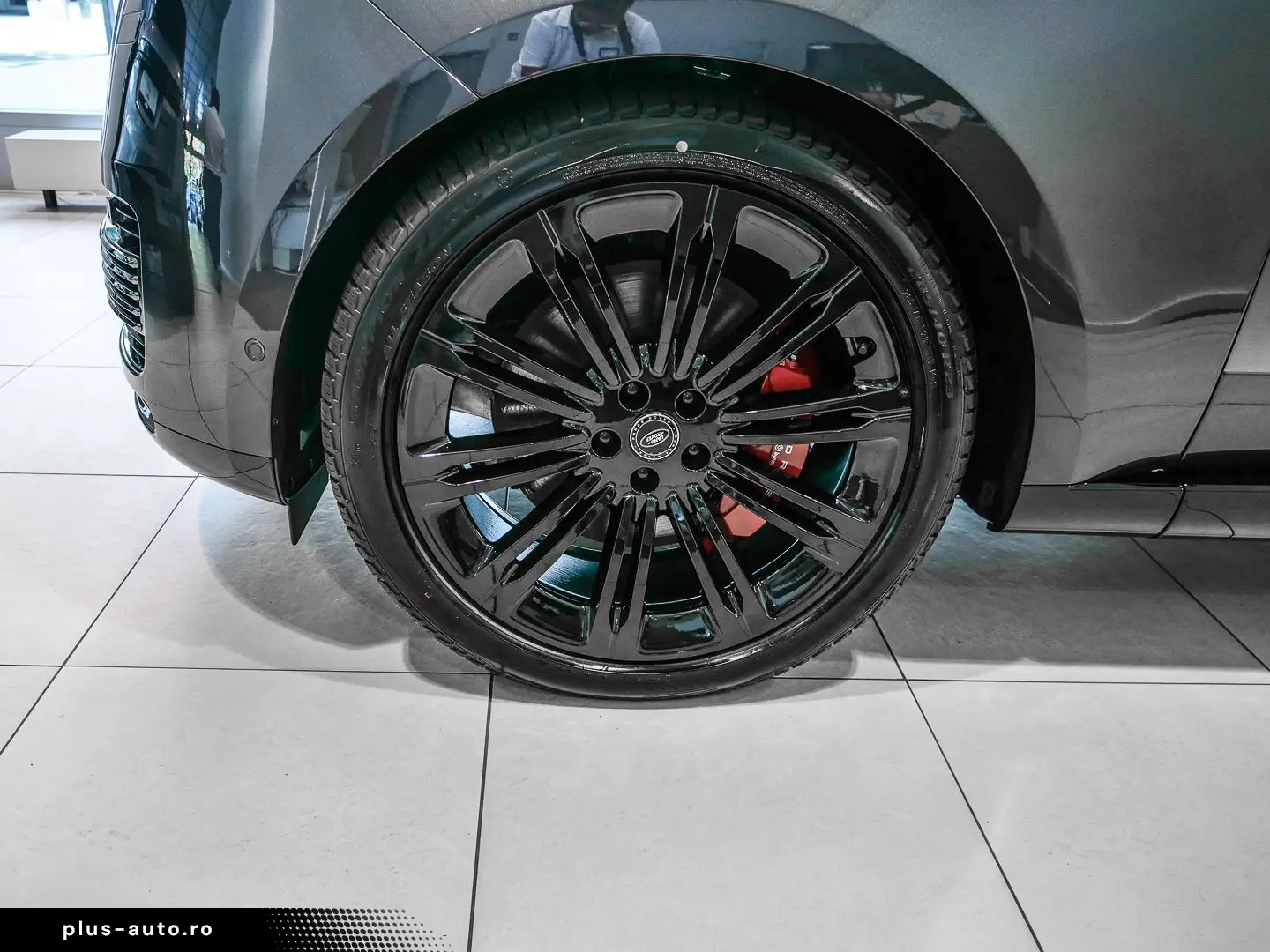 LAND ROVER Range Rover SWB P615 SV