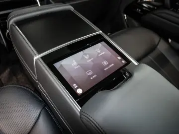 LAND ROVER Range Rover SWB P615 SV