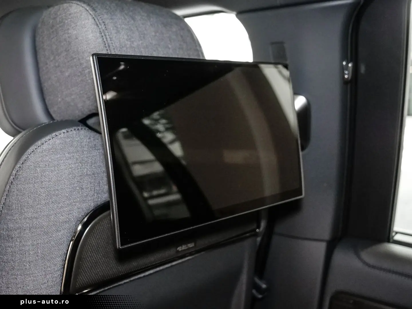 LAND ROVER Range Rover SWB P615 SV