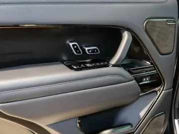 LAND ROVER Range Rover SWB P615 SV