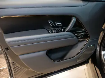 LAND ROVER Range Rover SWB P615 SV