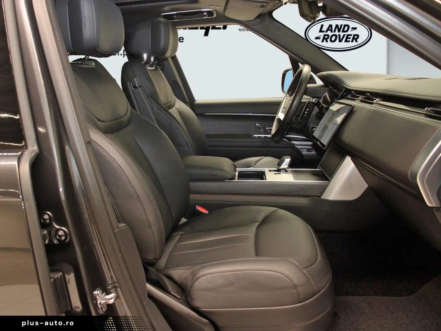 LAND ROVER Range Rover P550 SWB Hybrid Autobiography