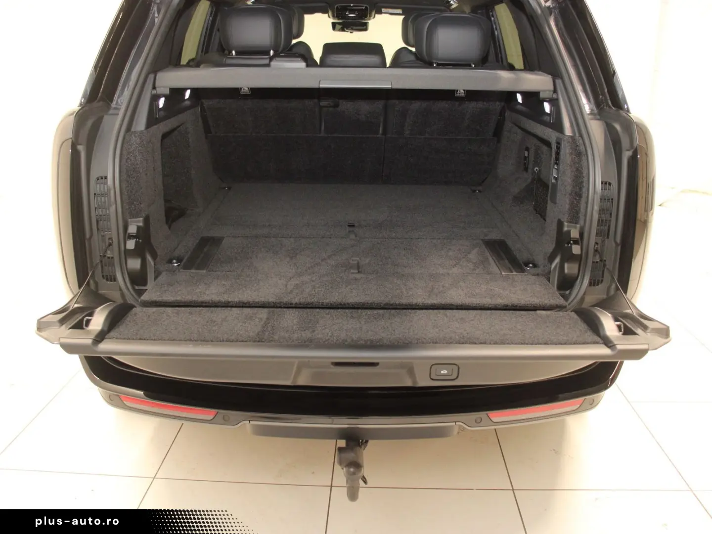 LAND ROVER Range Rover P550 SWB Hybrid Autobiography