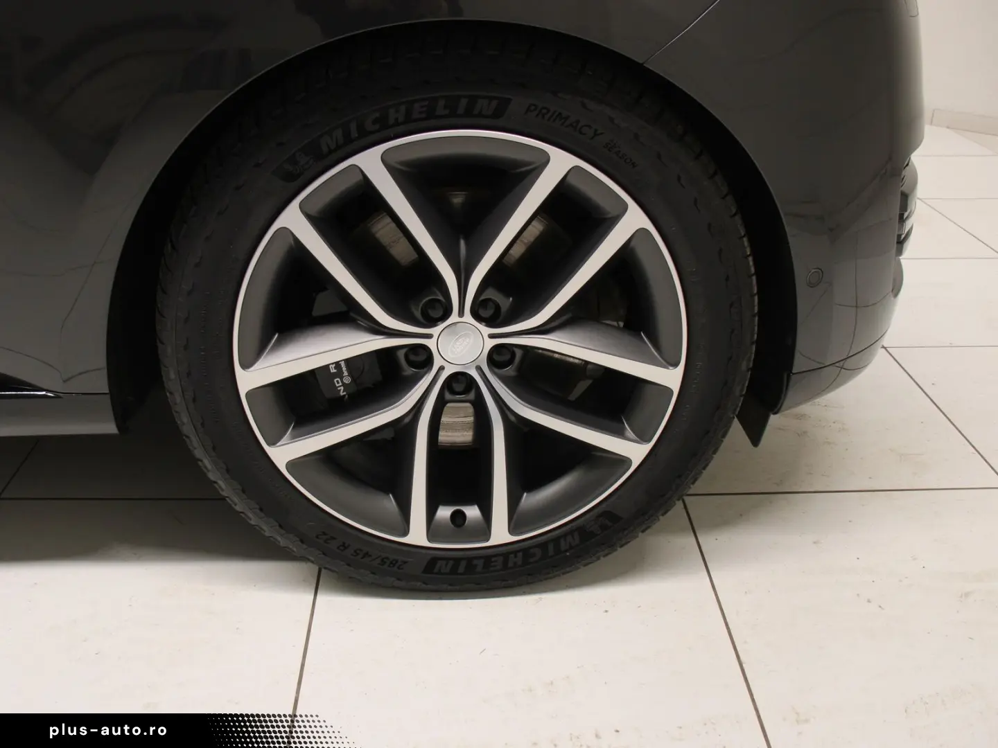 LAND ROVER Range Rover P550 SWB Hybrid Autobiography