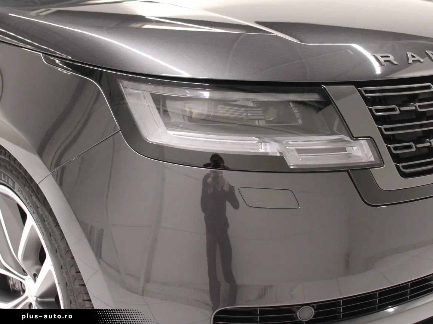 LAND ROVER Range Rover P550 SWB Hybrid Autobiography