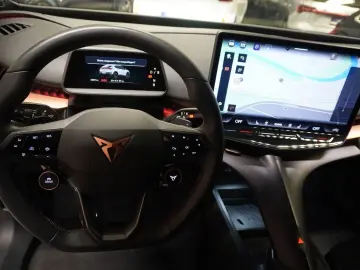 CUPRA Tavascan Wärmepumpe Virtual Navi LED