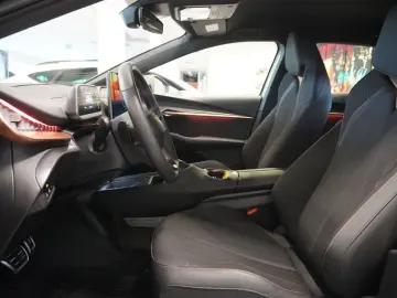 CUPRA Tavascan Virtual Navi Keyless LED