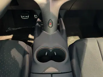 CUPRA Tavascan 250 kW 77 kWh 4Drive VZ   PANO   NAVI