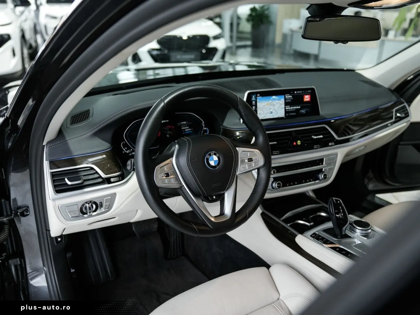 BMW 745e 360K HUD Soft-Close Aktivlenkung