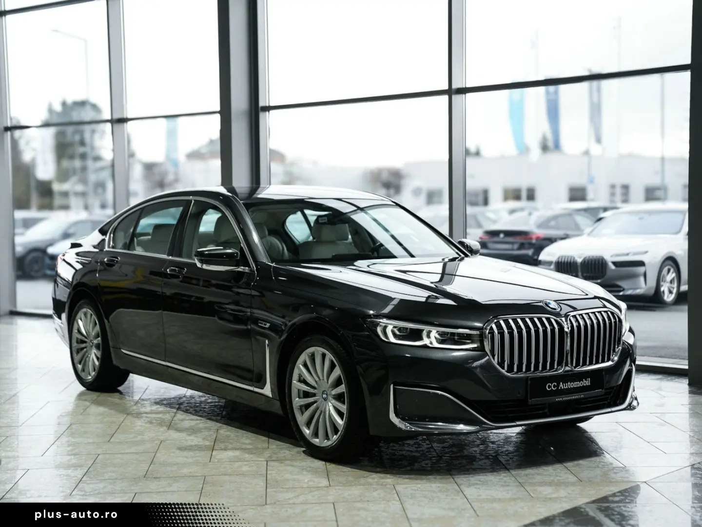 BMW 745e 360K HUD Soft-Close Aktivlenkung