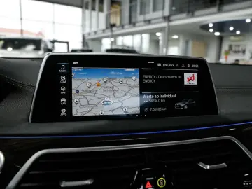BMW 745e 360K HUD Soft-Close Aktivlenkung
