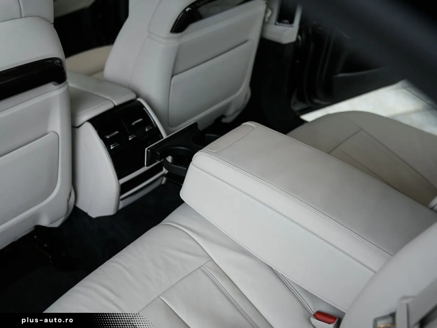 BMW 745e 360K HUD Soft-Close Aktivlenkung