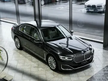 BMW 745e 360K HUD Soft-Close Aktivlenkung