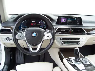 BMW 745Le xDrive B&W Soft 360 ACC Head EGSD Laser 20