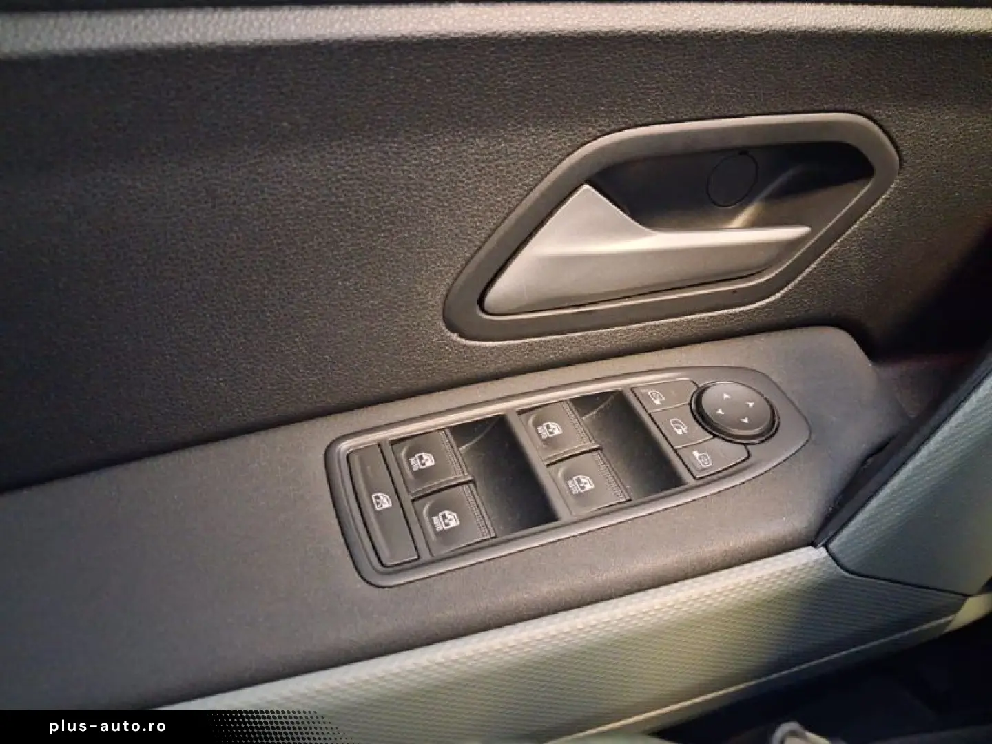 DACIA DUSTER 1.2 TCe MHEV 130CP Extreme 4X4