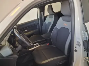 DACIA DUSTER 1.2 TCe MHEV 130CP Extreme 4X4