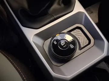 DACIA DUSTER 1.2 TCe MHEV 130CP Extreme 4X4